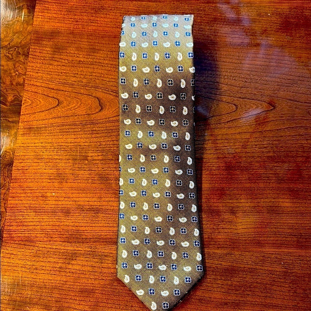 Enro men’s subtle paisley floral design SILK TIE golden color / white and blue